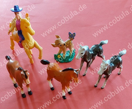 Spielzeug Pferde Set