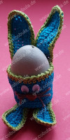 Handarbeit Osterhasen Eierbecher mit Gesicht gehäkelt Farbe Türkis / Grün Handarbeit Osterhasen Eierbecher mit Gesicht gehäkelt Farbe Türkis / Grün