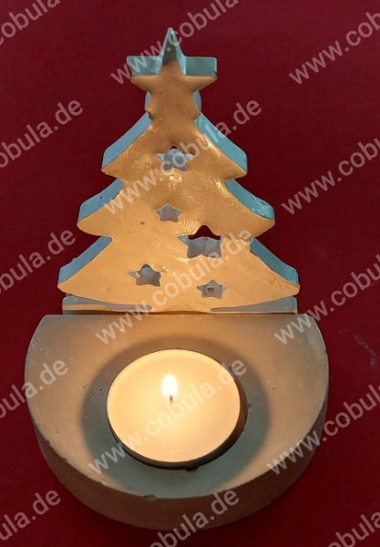Handmade bei Familie Brummelbär Teelichthalter „Tannenbaum“